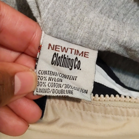 Newtime| Vintage 90s Rugged Outdoor Khaki Tan Zippered Vest Nylon Blend - Picture 7 of 10